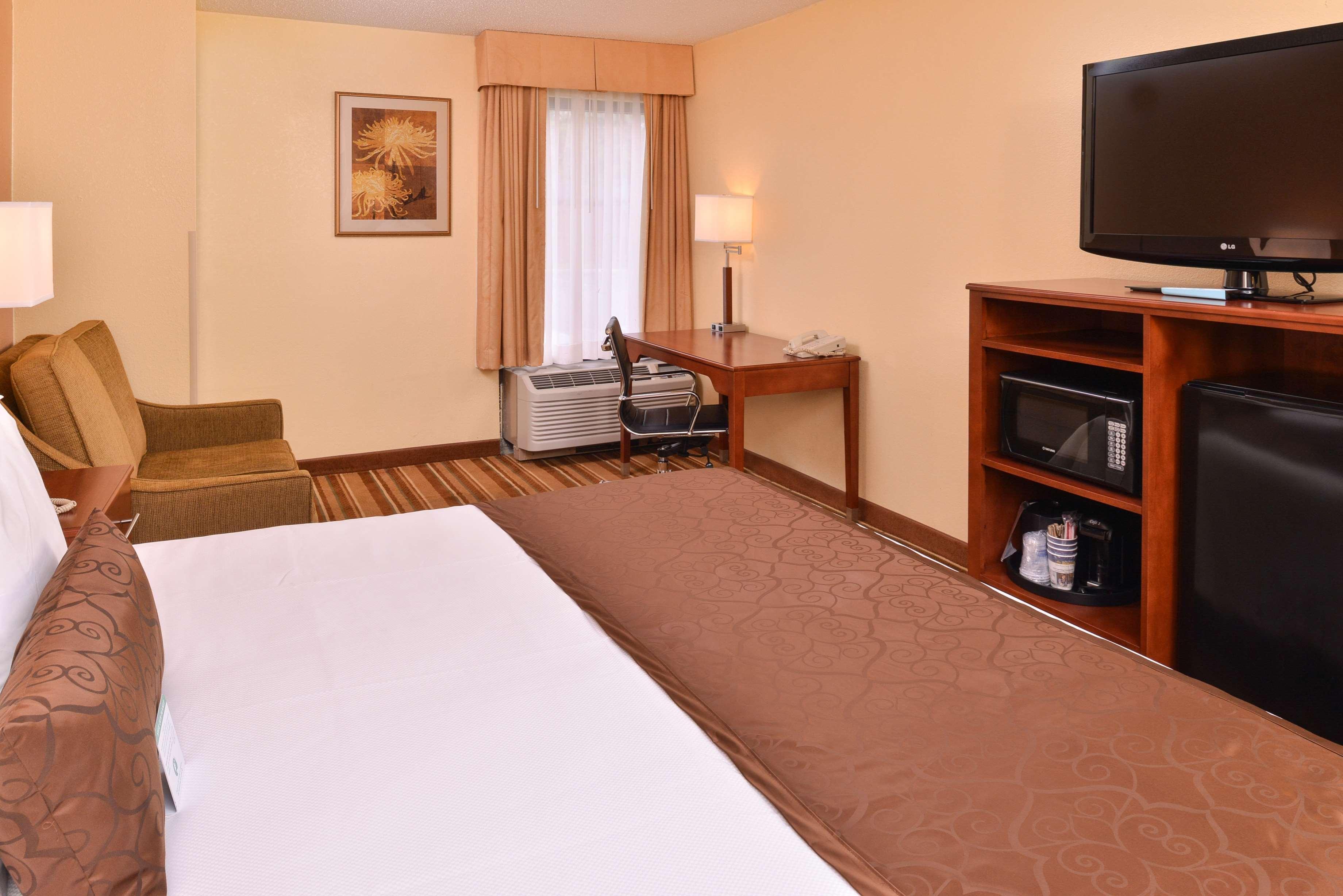 Best Western Plus Richmond Sandston Kültér fotó